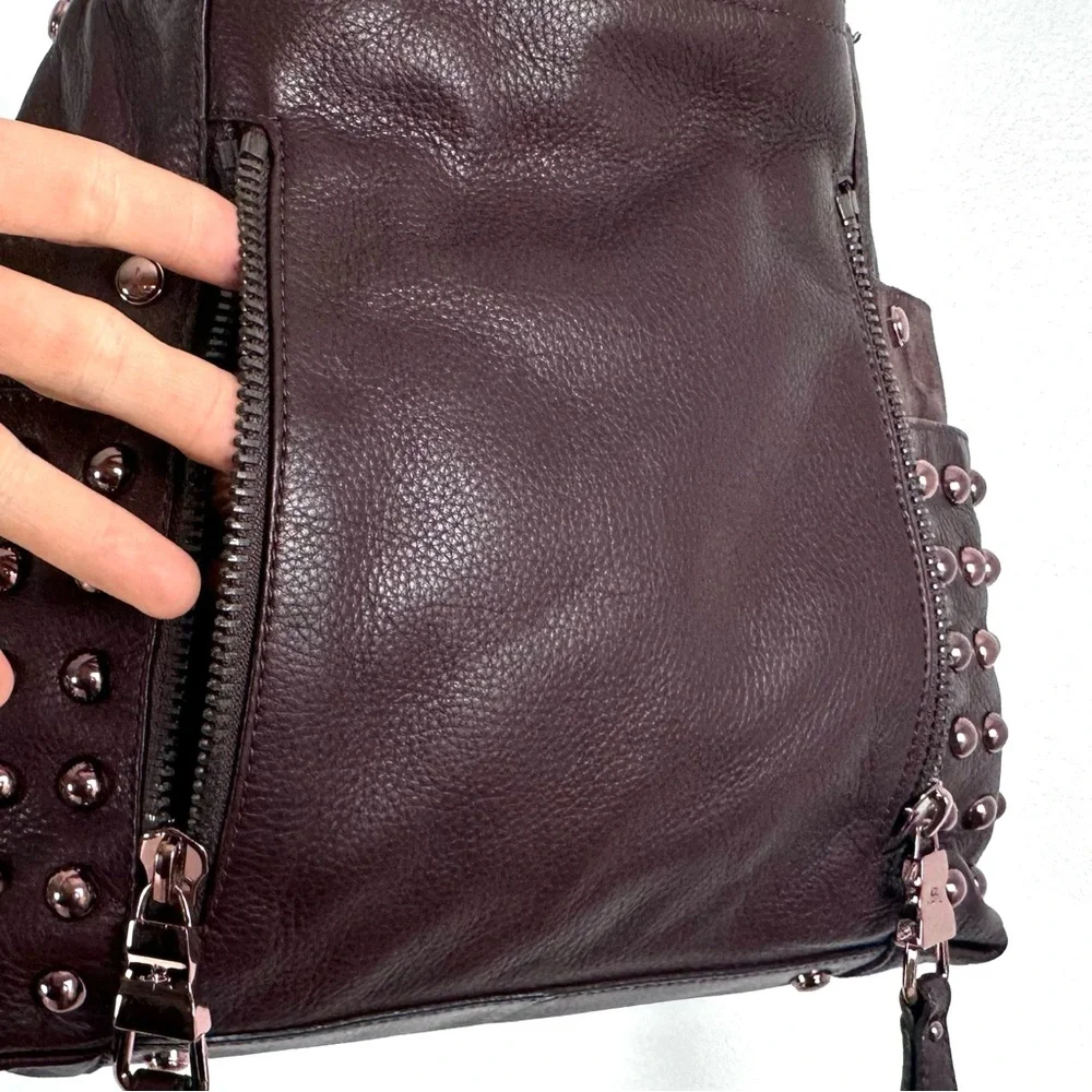 B. Makowsky Convertible Shoulder/ Crossbody Bag Insanely Soft Leather & Suede - Picture 5 of 10